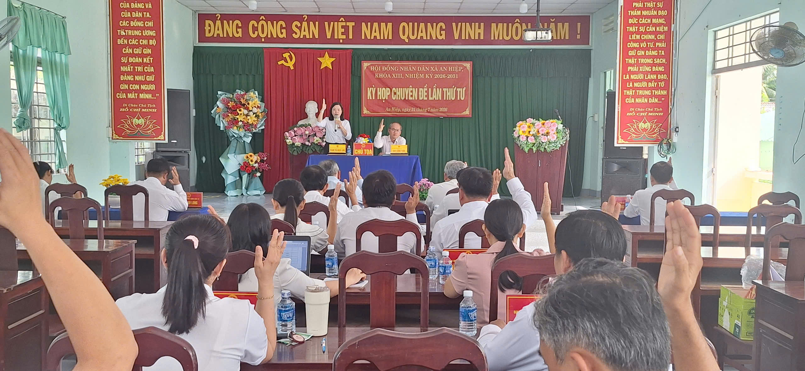 HĐND xã An Hiệp tổ chức kỳ họp chuyên đề thứ tư khoá XIII, nhiệm kỳ 2026 - 2031