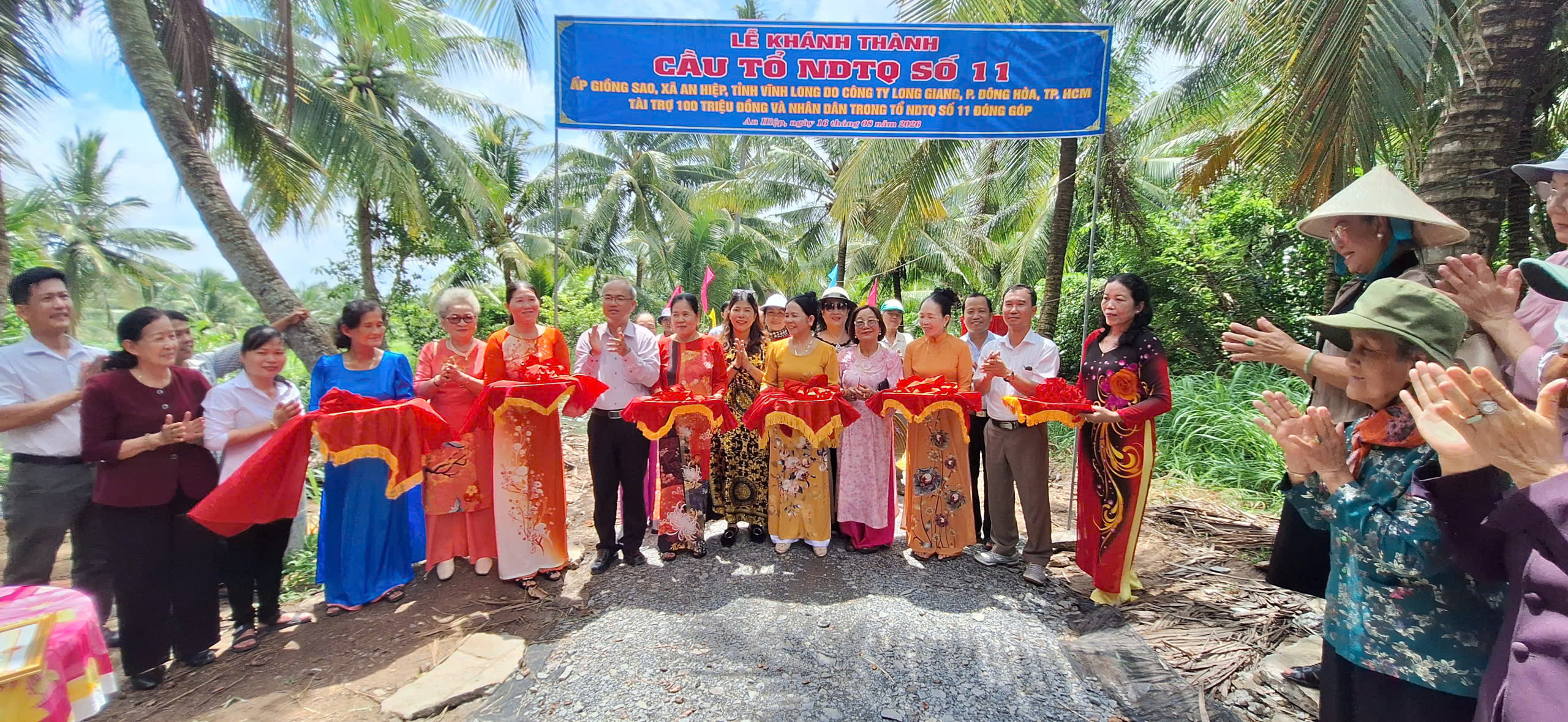 Chương trình vòng tay yêu thương